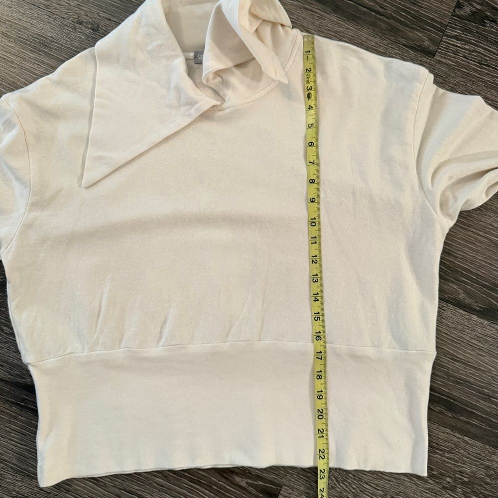 Aquarius Cocktail Collared Sweatshirt - Picture 8 of 10